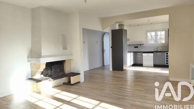 Maison - 90 m² - 4 pièces