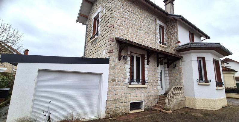 Maison - 112 m² - 5 pièces