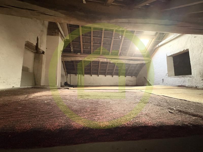 Maison - 101 m² - 6 pièces