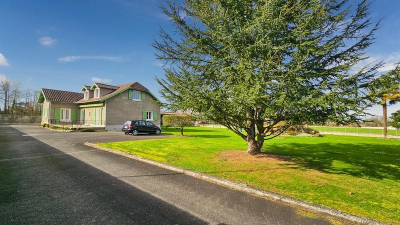 Maison - 156 m² - 6 pièces