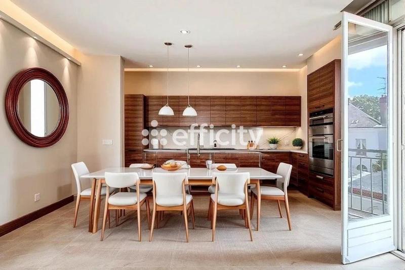 Maison - 205 m² - 11 pièces