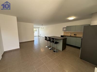 Maison - 83 m² - 4 pièces