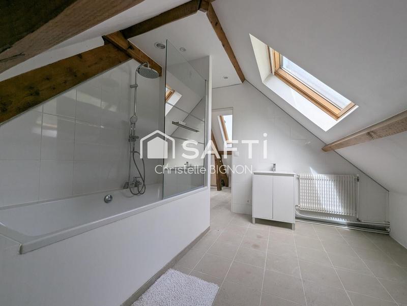 Maison - 140 m² - 5 pièces