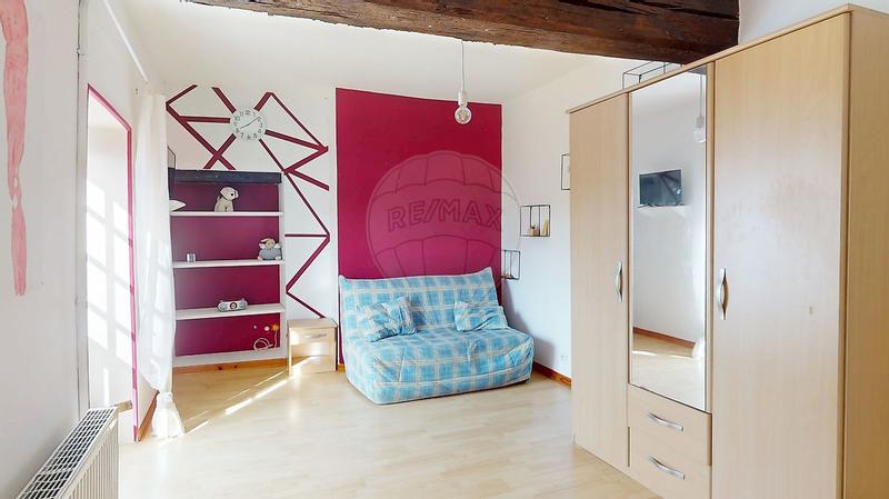 Corps de ferme - 250 m² - 6 pièces