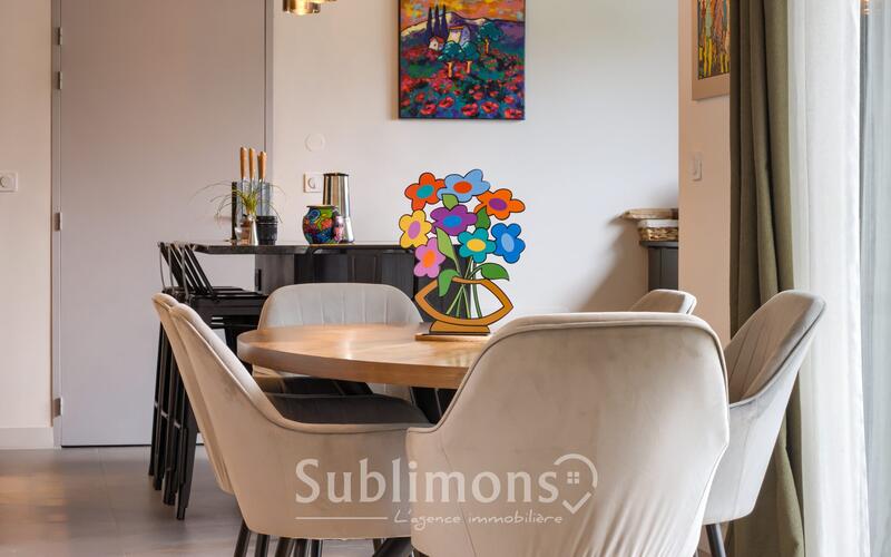 Maison contemporaine - 194 m² - 7 pièces