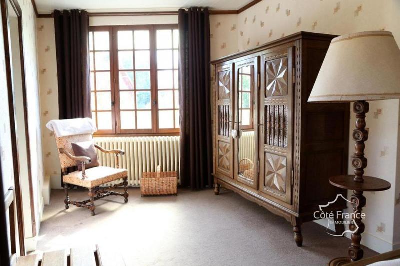 Local commercial - 739 m²