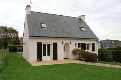 Maison - 96 m² - 5 pièces