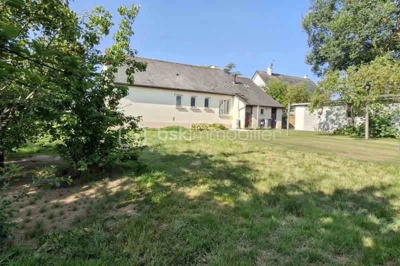 Maison traditionnelle - 85 m² - 5 pièces