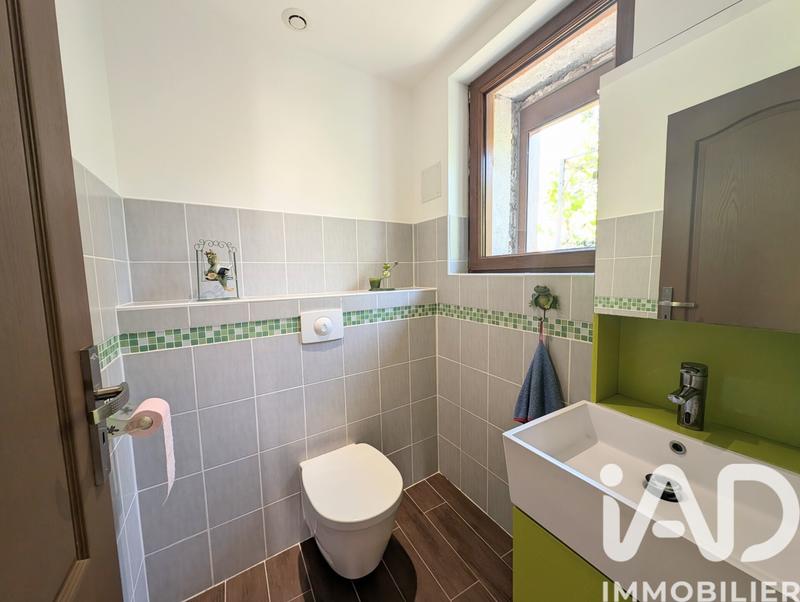 Maison - 180 m² - 5 pièces