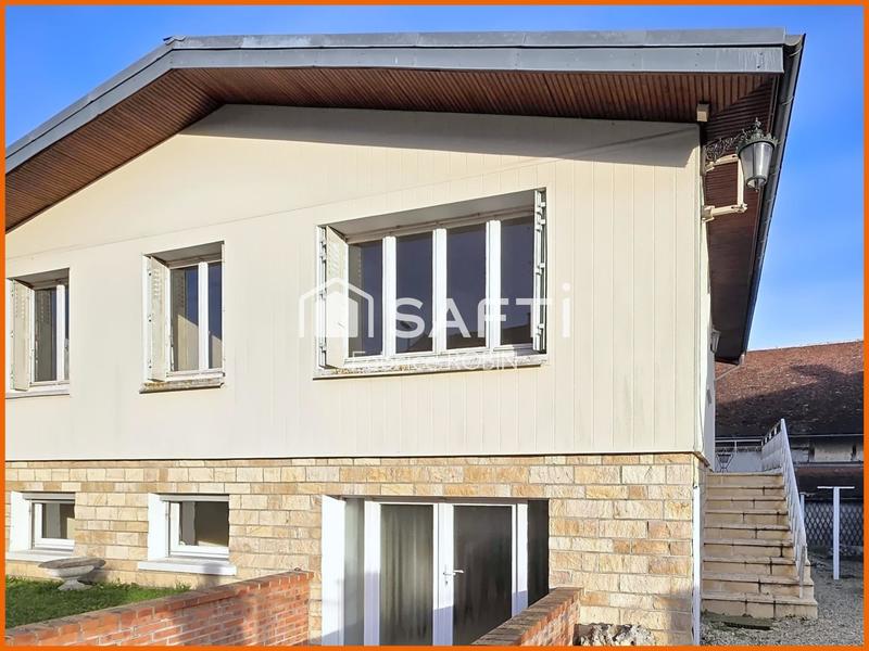 Maison - 136 m² - 5 pièces
