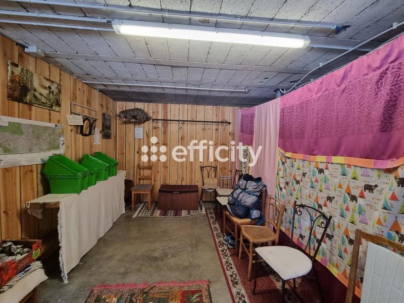 Maison - 145 m² - 10 pièces