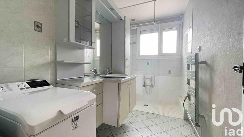 Maison - 96 m² - 5 pièces