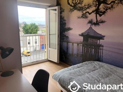 Chambre - 11 m² - 1 pièce