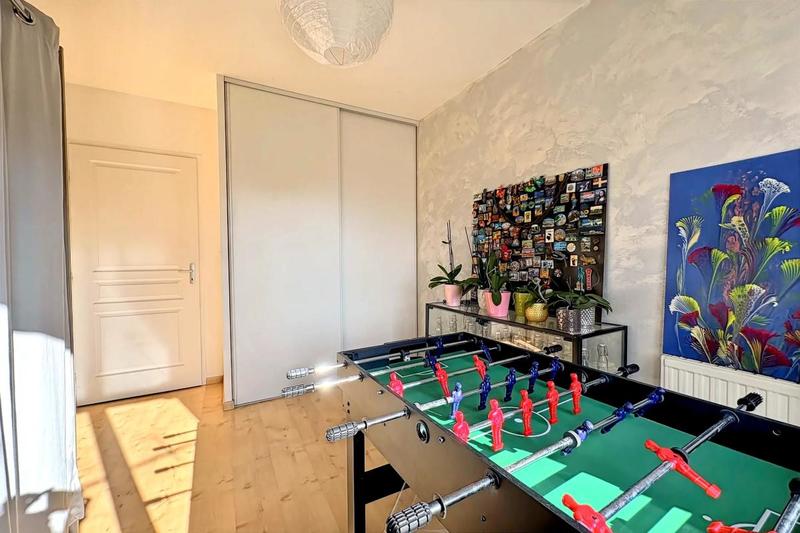 Pavillon - 87 m² - 4 pièces