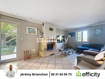 Maison - 145 m² - 5 pièces