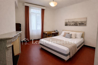 Appartement - 80 m² - 3 pièces