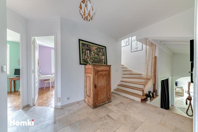 Maison - 185 m² - 6 pièces