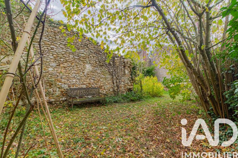 Maison - 210 m² - 7 pièces