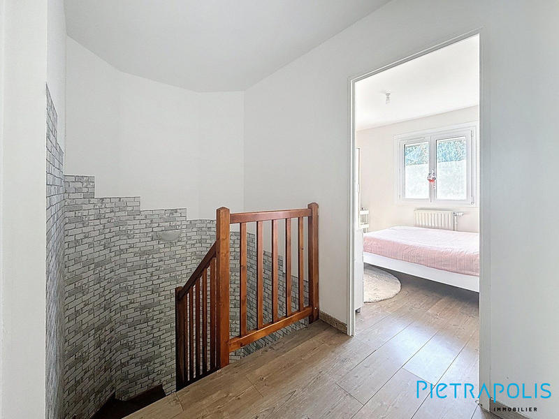 Maison - 84 m² - 4 pièces