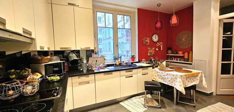 Appartement - 121 m² - 5 pièces