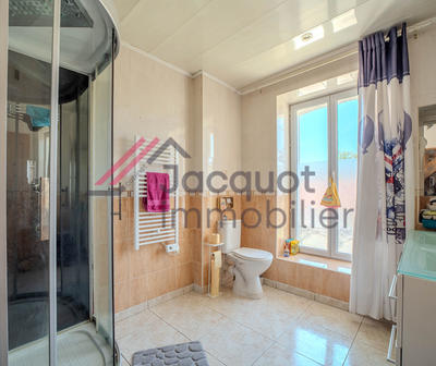 Appartement - 130 m² - 5 pièces