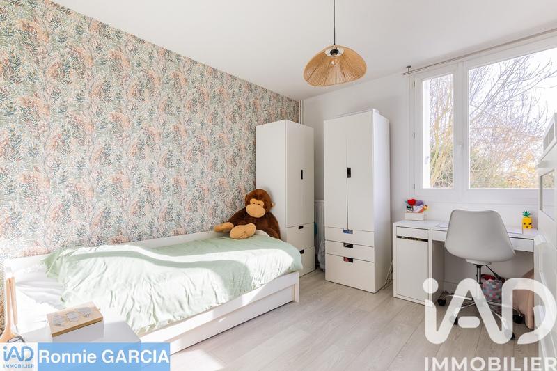 Appartement - 90 m² - 5 pièces