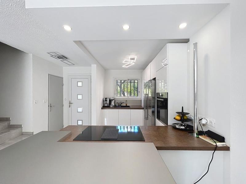 Maison - 88 m² - 3 pièces