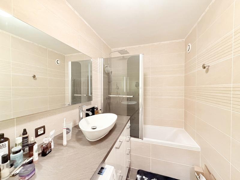 Appartement - 82 m² - 3 pièces