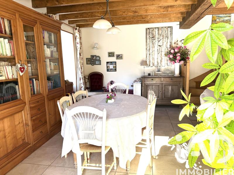 Maison - 111 m² - 6 pièces