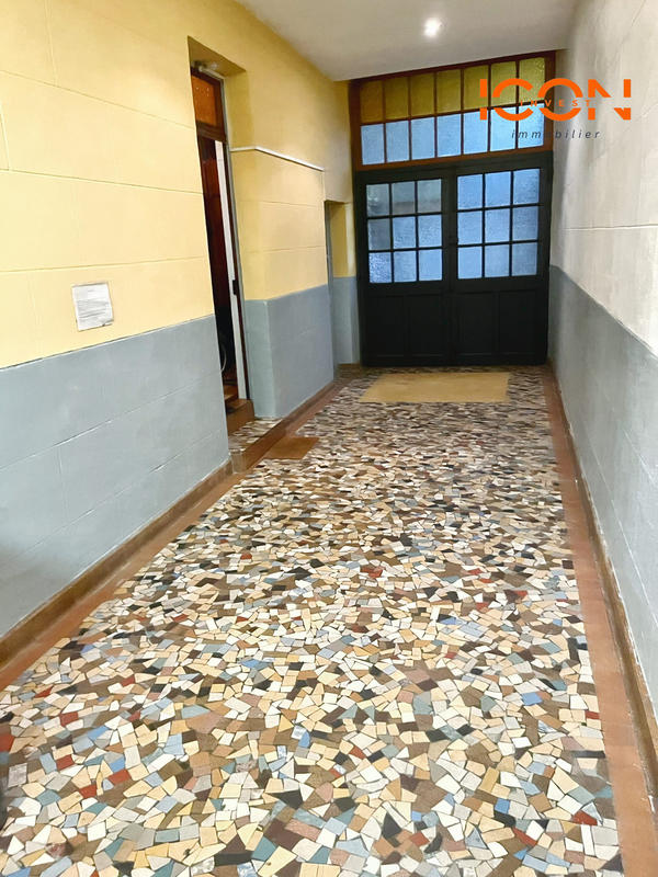 Appartement - 106 m² - 6 pièces