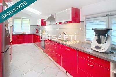 Maison - 100 m² - 5 pièces