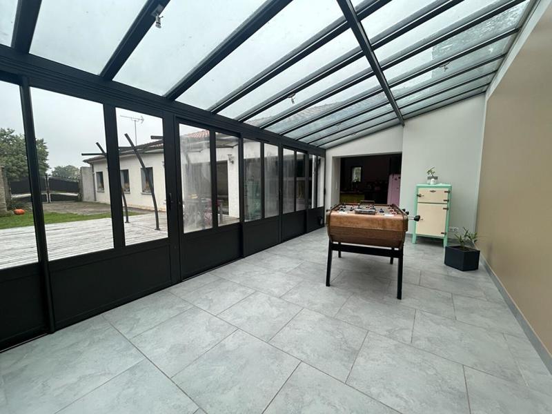 Maison - 185 m² - 8 pièces