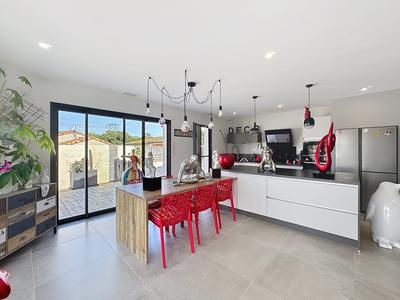 Villa - 130 m² - 4 pièces