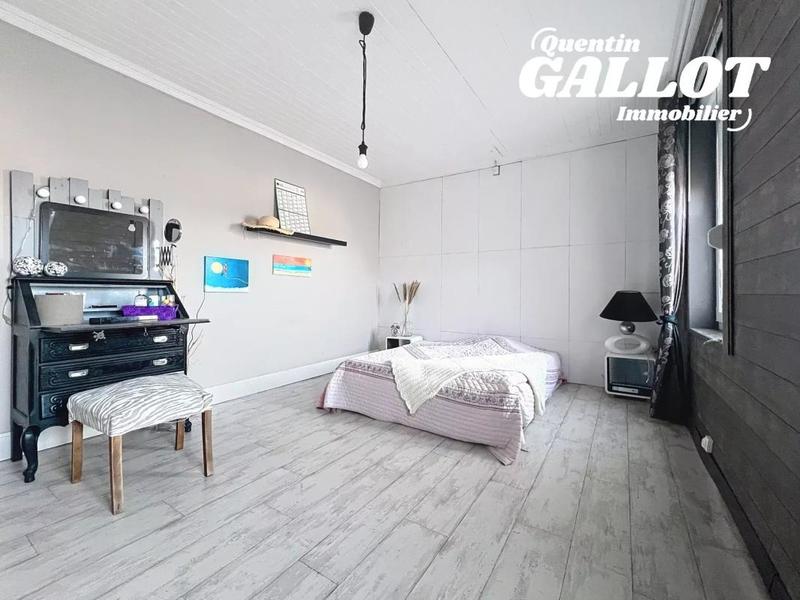 Maison - 183 m² - 6 pièces