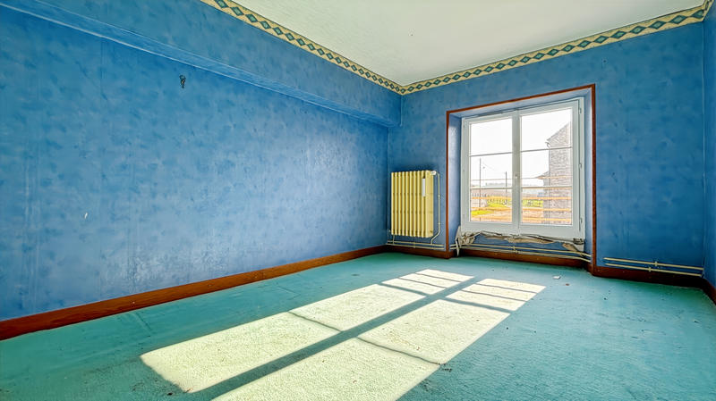 Maison - 170 m² - 9 pièces