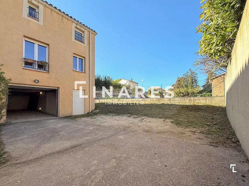 Appartement - 90 m² - 4 pièces