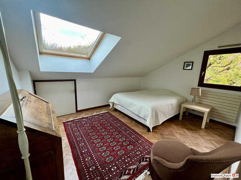 Maison - 156 m² - 7 pièces