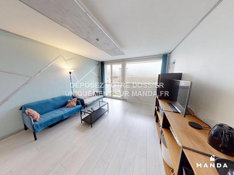 Chambre - 9 m² - 5 pièces