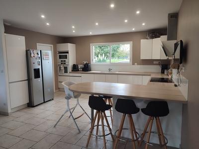 Villa - 163 m² - 6 pièces