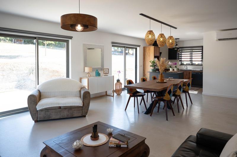 Maison - 195 m² - 7 pièces