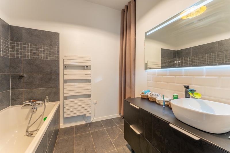 Maison - 105 m² - 4 pièces