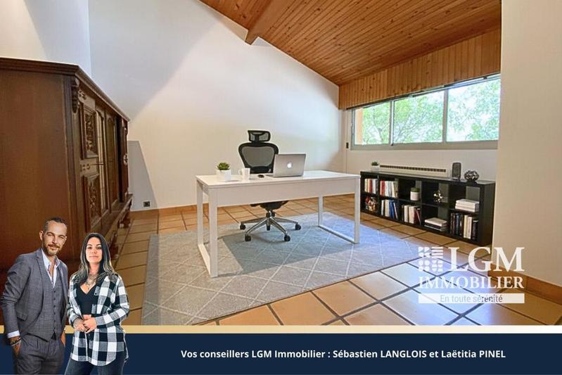 Villa - 330 m² - 7 pièces