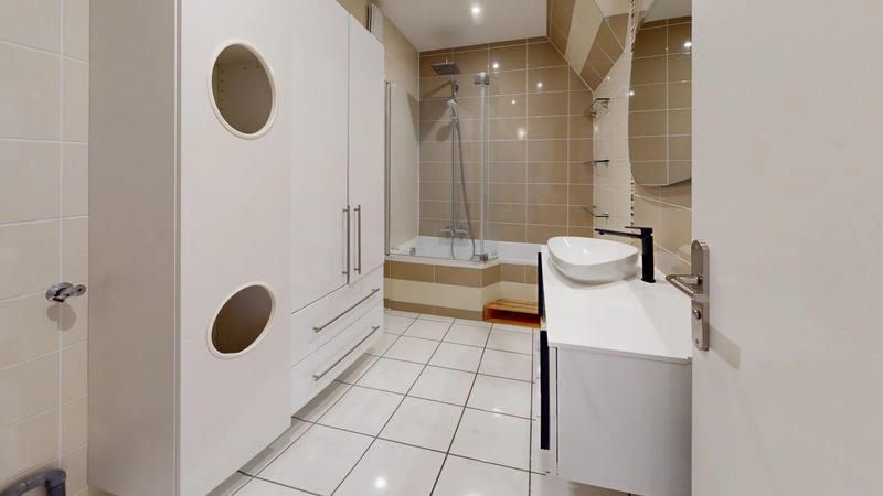 Appartement - 82 m² - 4 pièces