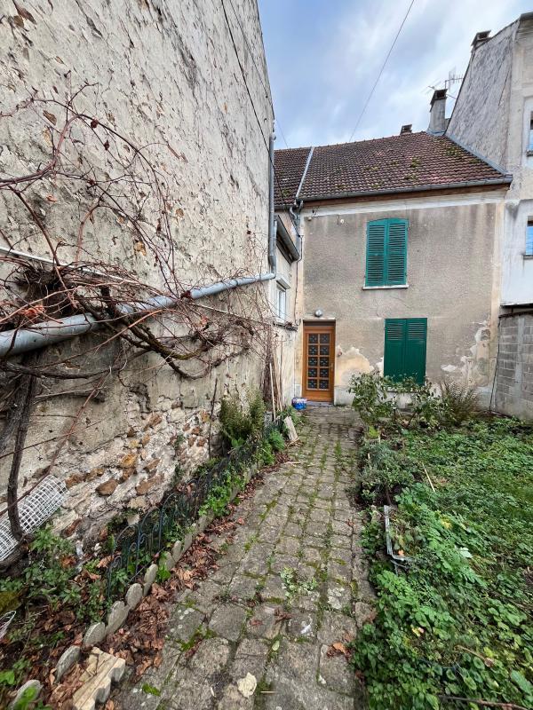 Maison - 90 m² - 3 pièces