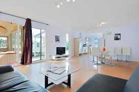 Maison - 340 m² - 18 pièces