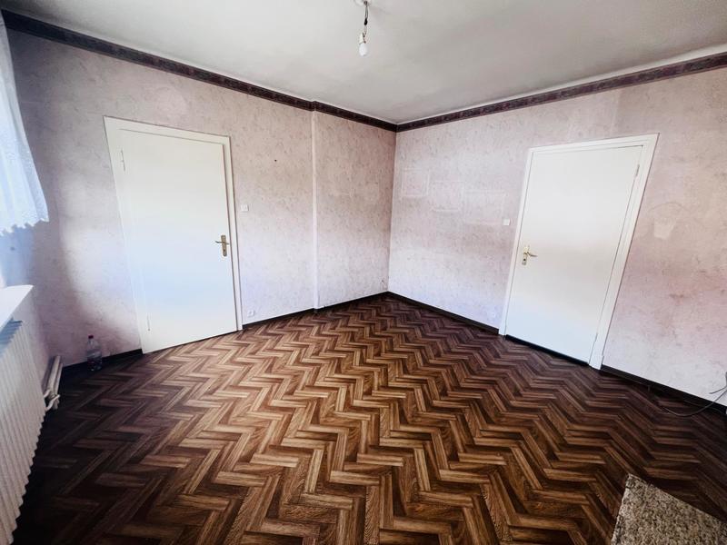 Maison - 268 m² - 11 pièces