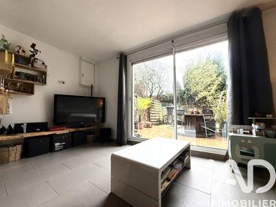 Maison - 63 m² - 3 pièces