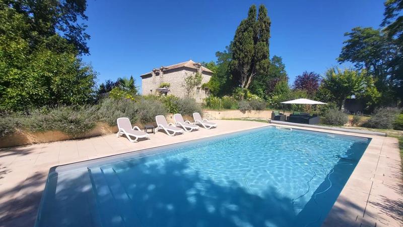 Manoir - 330 m² - 9 pièces