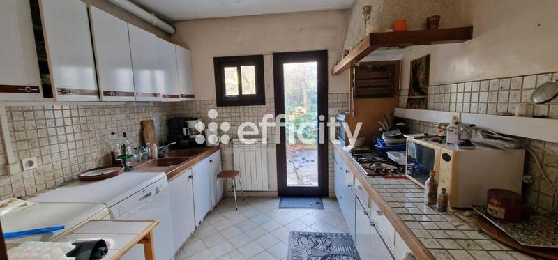 Maison de ville - 180 m² - 7 pièces