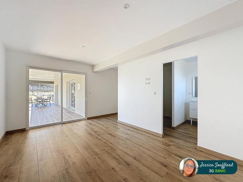 Maison - 138 m² - 5 pièces